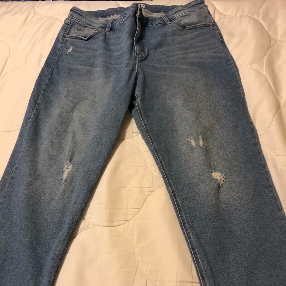 Ava and Viv Plus size high rise cropped tapered leg